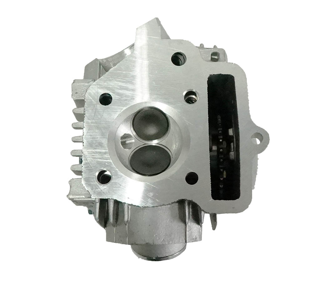 Cylinder + głowica motorowery 4T/139FMB 80ccm + świeca