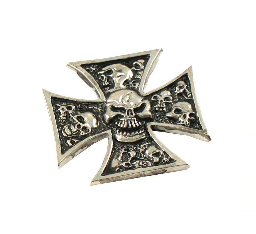 Emblemat w kształcie krzyża z czaszkami