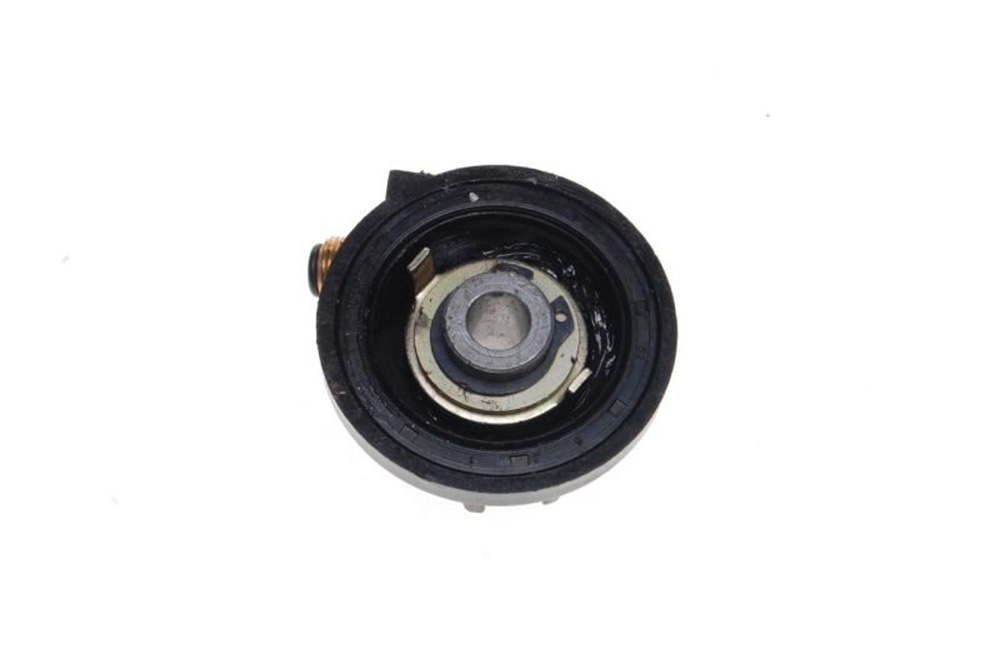 Napęd licznika do skuterów 2T / 4T na oś M12 prawa strona