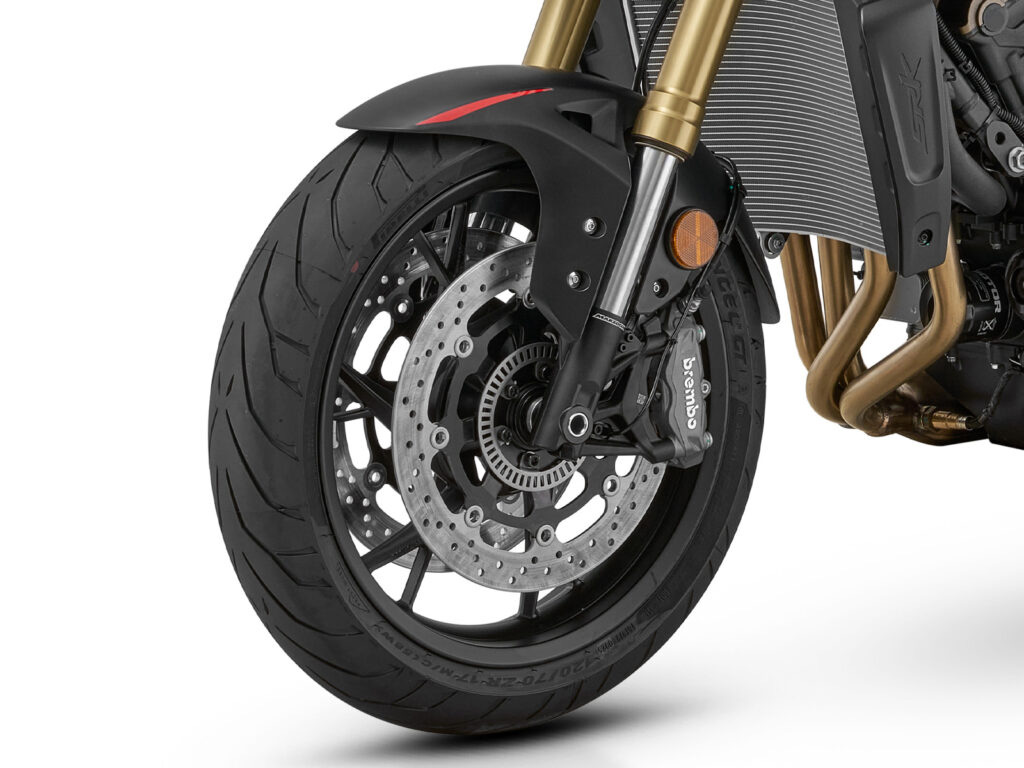 QJMotor SRK800 - Mocny Naked