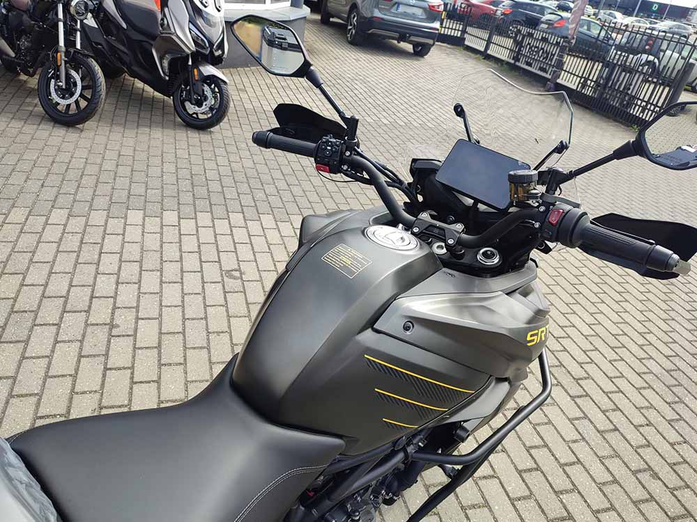 QJMOTOR SRT900S (SRT 900S) Adventure Nowość 2025 Komplet kufrów GRATIS
