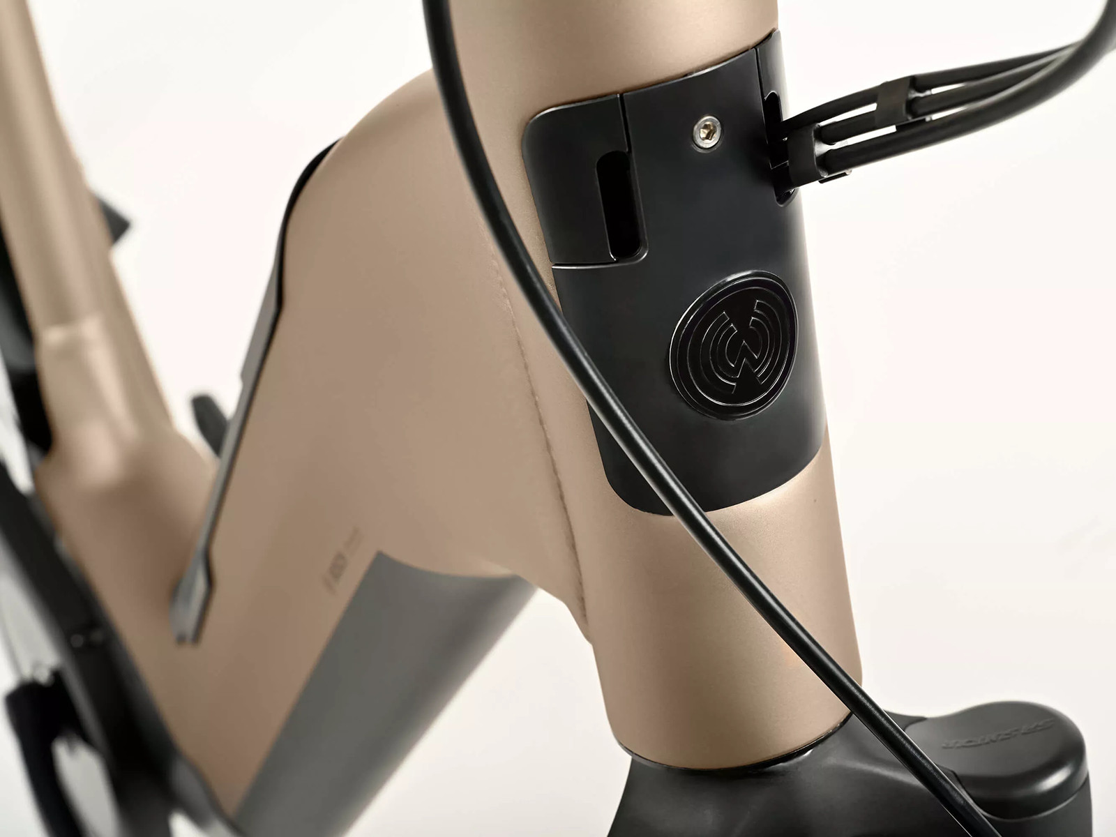 Rower elektryczny Winora Tria N8 E espresso 500Wh