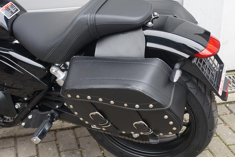 Skórzane sakwy motocyklowe z zamkami